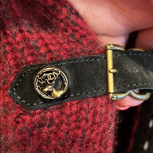 Chanel cashmere sweater - Picture 5 of 13